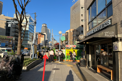 JRtozaisen2 escalator