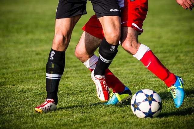靭帯断裂に気を付けるべきサッカー